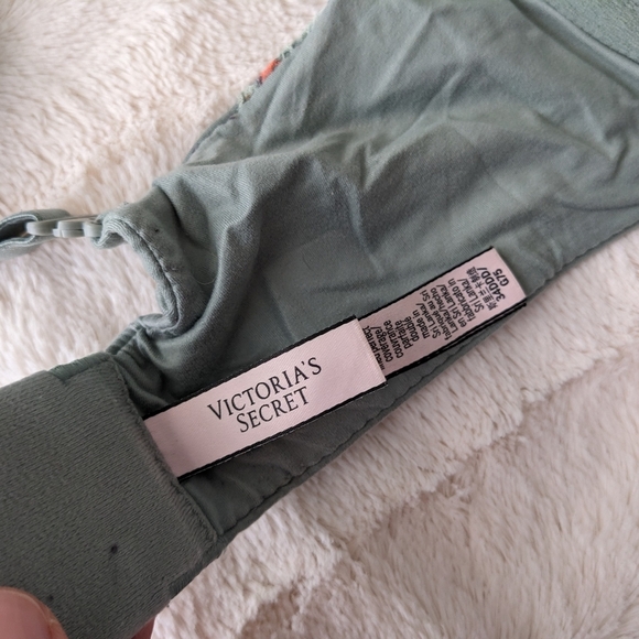Victoria's Secret Body By Victoria Lined Demi lace floral Bra sage green 34DDD - Picture 6 of 8